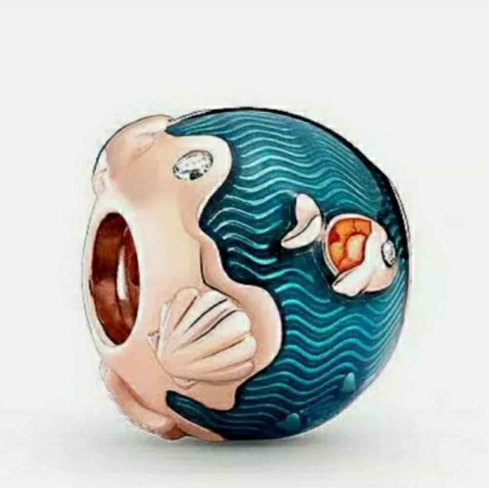 Pandora Rose Sparkling Fish And Waves Charm.